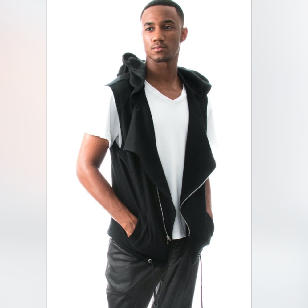 ☠️ Eyanatia Asymmetrical Hooded Vest ☠️